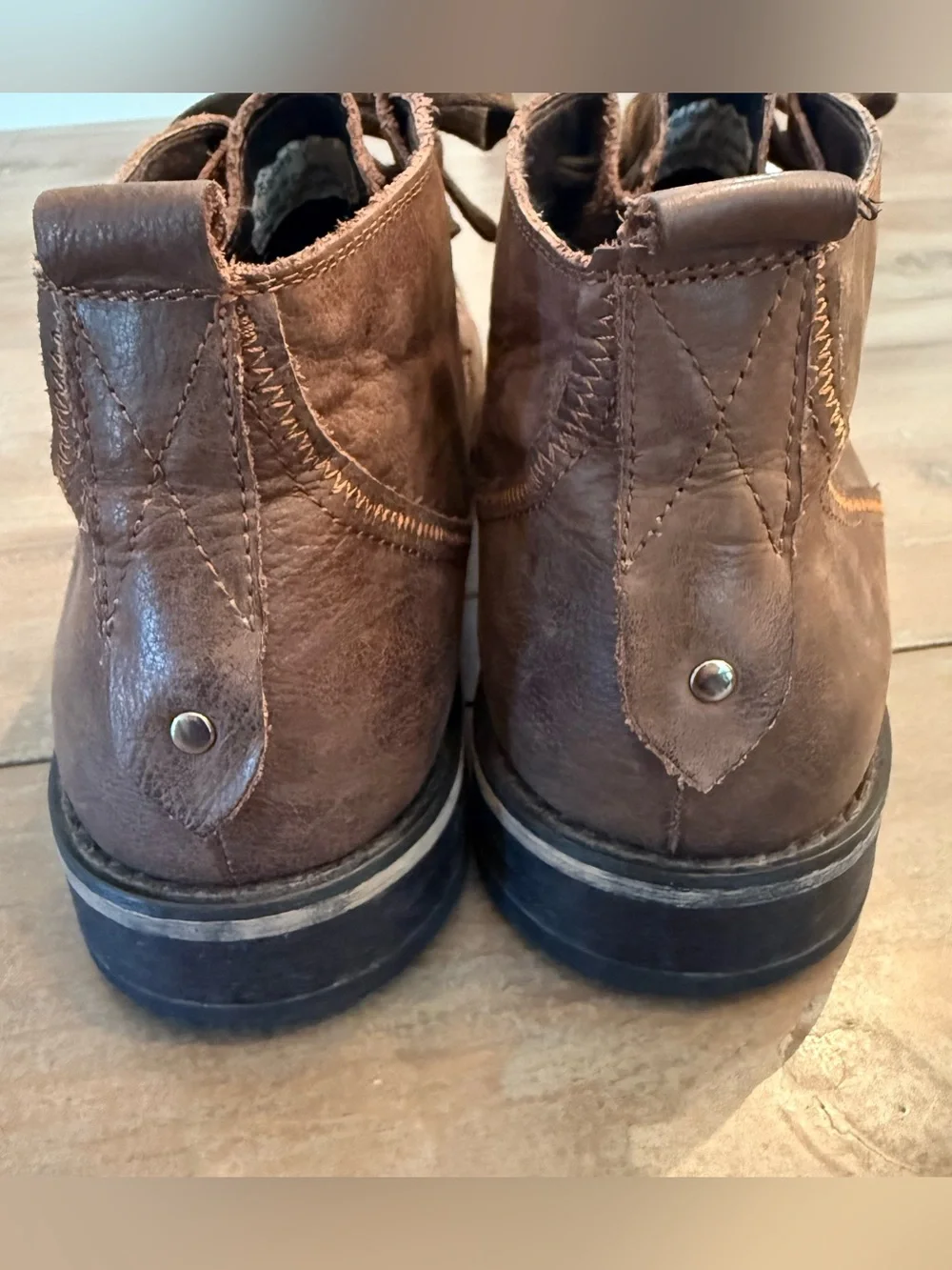 Joe's Jeans Men's Distressed Brown Leather high-top boots Sz 11 Preowned
